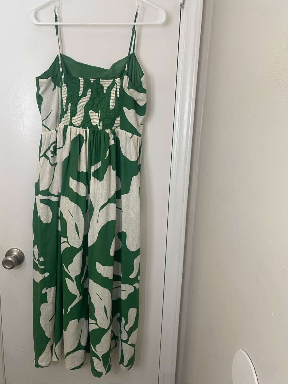Green & White Linen-Blend Floral Print Midi Dress - Picture 8 of 11